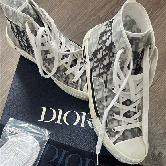 Dior High-Top Sneakers in Grey and White Oblique Canvas - Picture 11 of 14